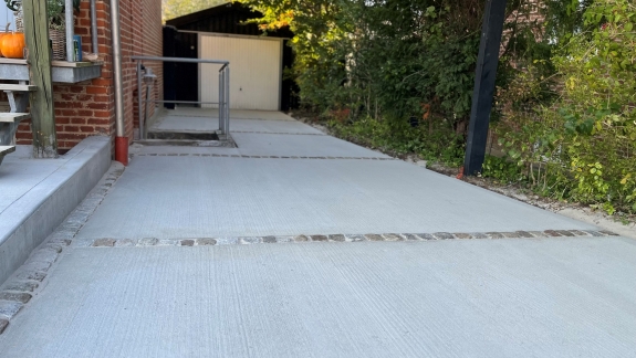 Betonindkørsel med solidt resultat
