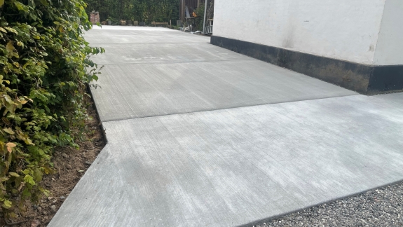 Etablering af ny betonindkørsel