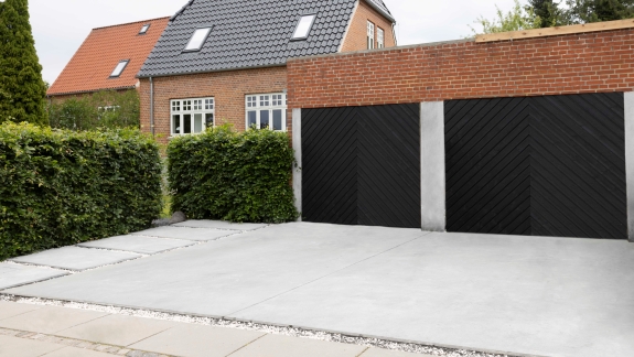 Ny betonindkørsel i Aarhus