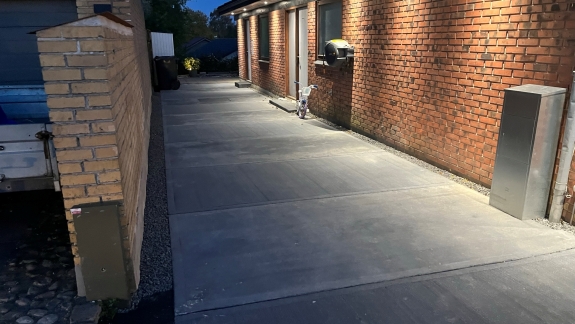 Professionel betonindkørsel i Skanderborg