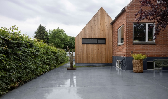 Støbning af betonindkørsel