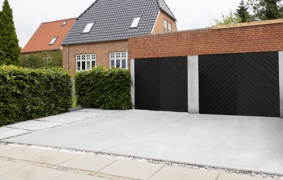 Ny betonindkørsel i Aarhus